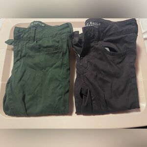 American Eagle Set Of 2 Jeans!⭐️ (Burgandy and Olive Green)
